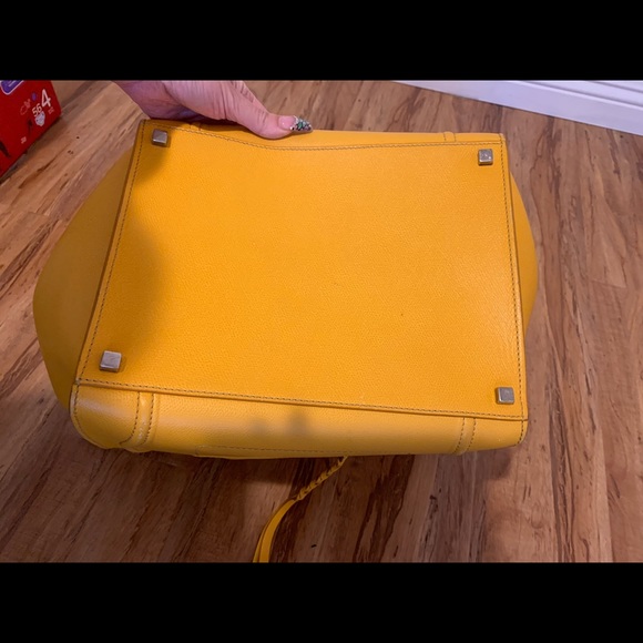 Celine Large Leather PhantomYellow Tote - Picture 9 of 16